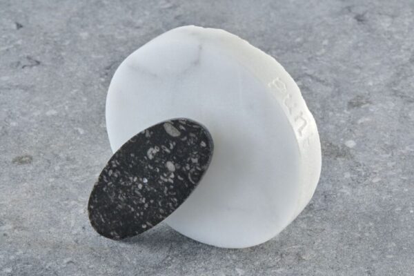 Vanishing Point, 2023, front, ø 7 x 2 cm, marble, Belgian hardstone